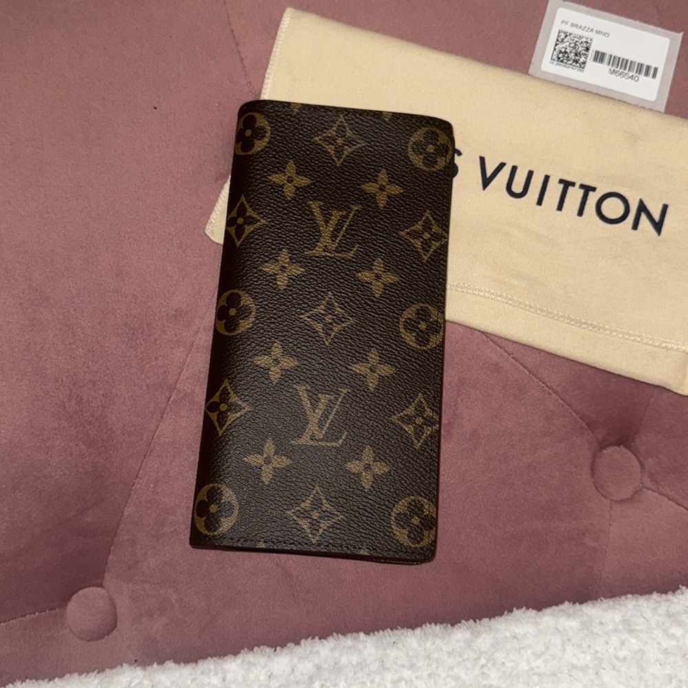 Louis Vuitton Brown monogram brazza Wallet - Picture 9 of 14